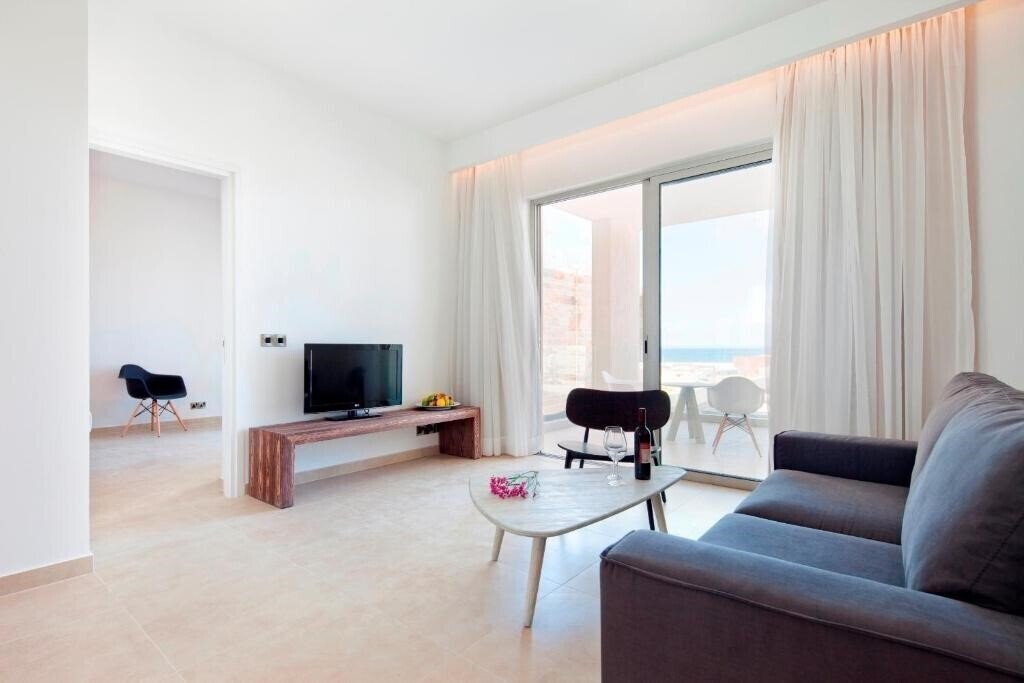 Imaginea Gold Lagoon Kosher Hotel 4*