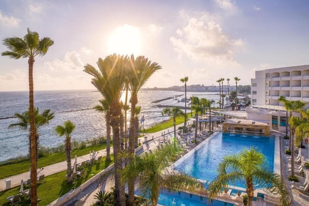 Фото Alexander The Great Beach Hotel 4*