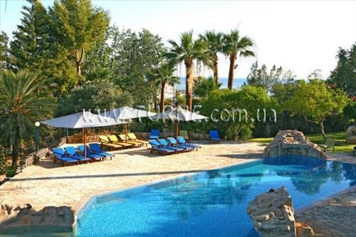 Отель Zening Resorts (ex. Elia Latchi Holiday Village) 4*