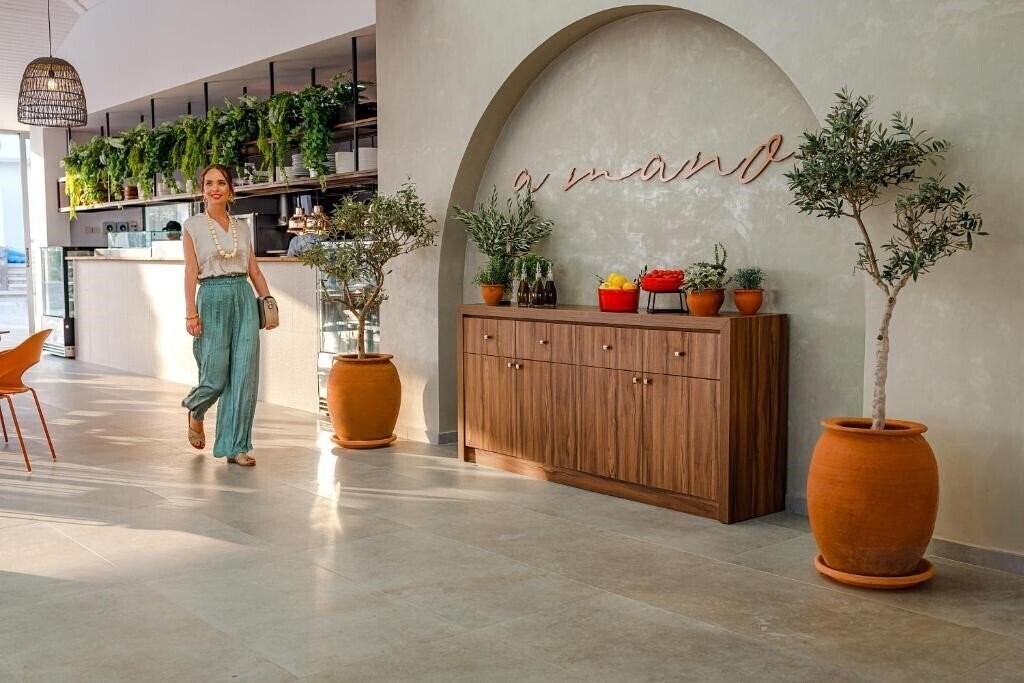 Imaginea Louis Ledra Beach 4*