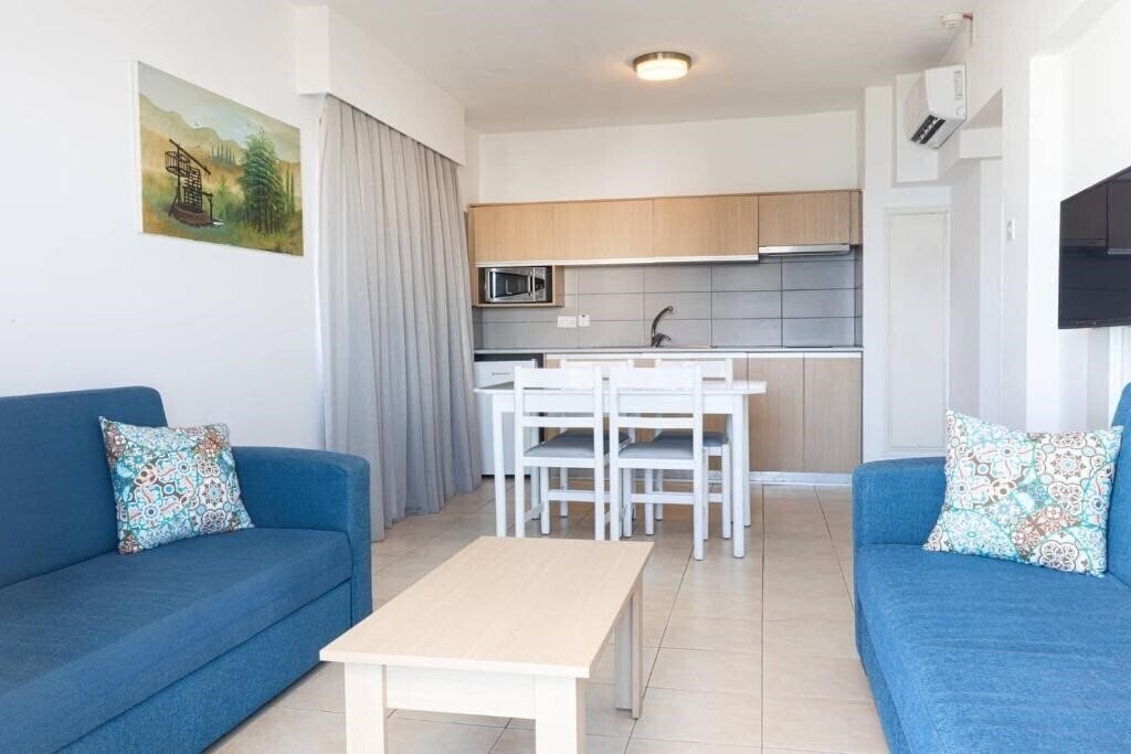Картинка Trizas Hotel Aparts 3*