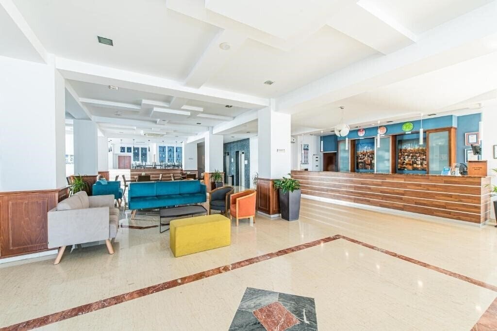 Imaginea Golden Star Beach Hotel 3*
