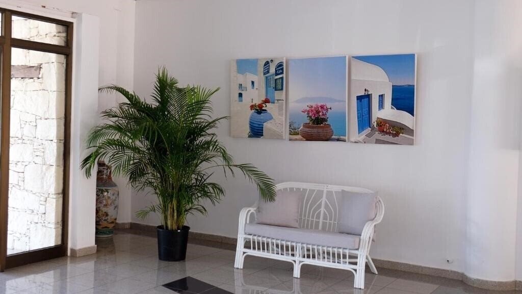 Fotografii Amore Hotel Apartments апартаменты