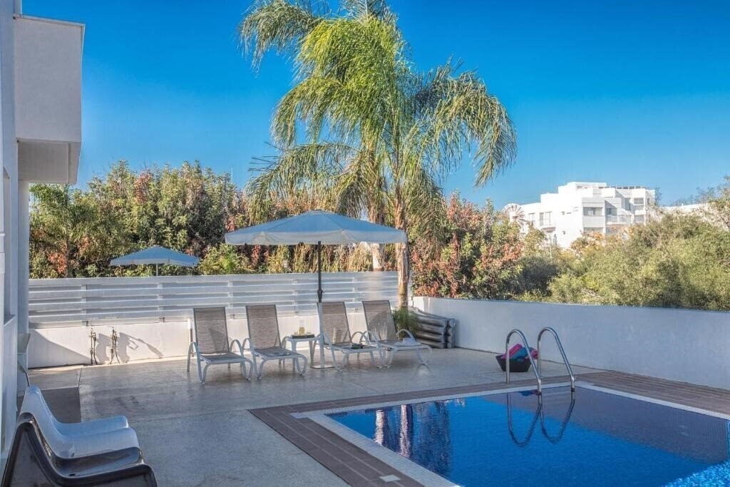 Fotografie Flouressia Gardens & Villas 2*