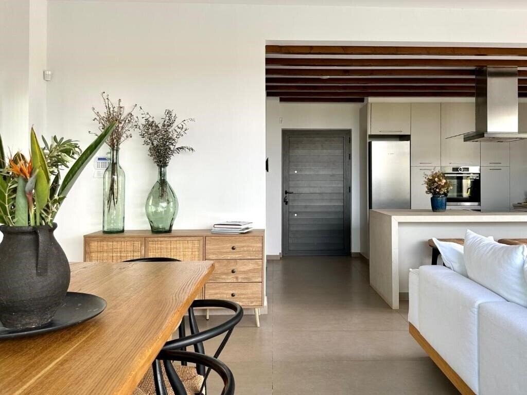 Hotel Lora Pearl Luxury Villа вилла