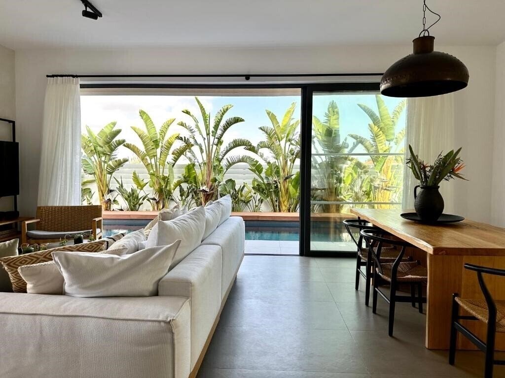 Imaginea Lora Pearl Luxury Villа вилла