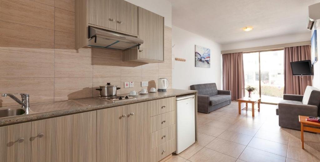 Картинка Penelope Beach Hotel 3*