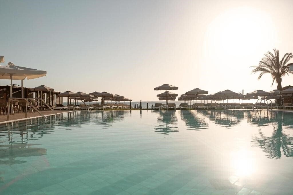 Imaginea Sunprime Protaras Beach 4*