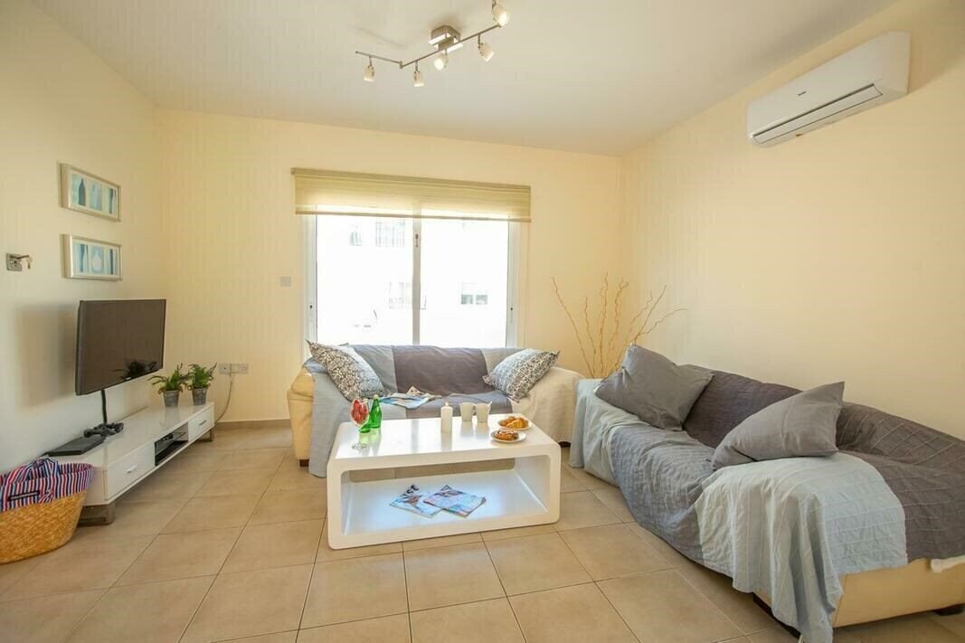 Imaginea Protaras Villa Capri 3*