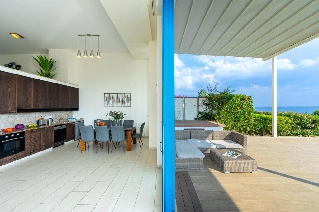 Imaginea Villa Infinity Protaras 4*