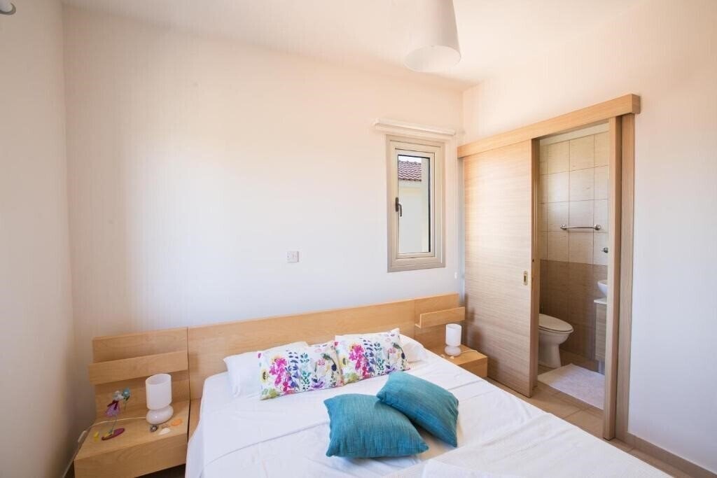 Fotografii Kalamies Beach Villas 3*