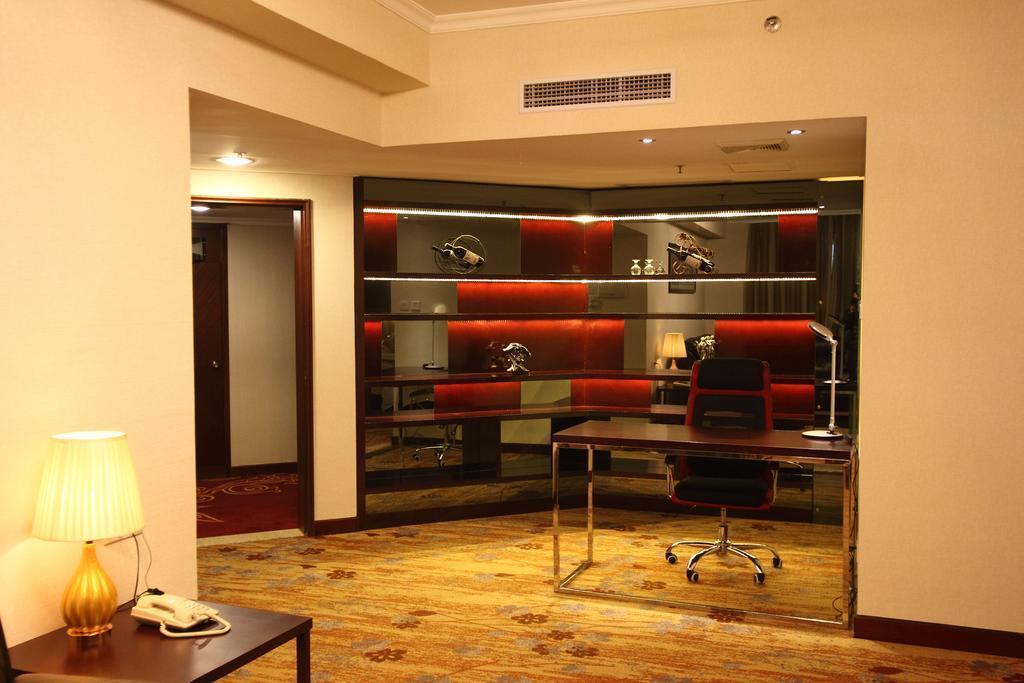 Fotografii Carefree 3*