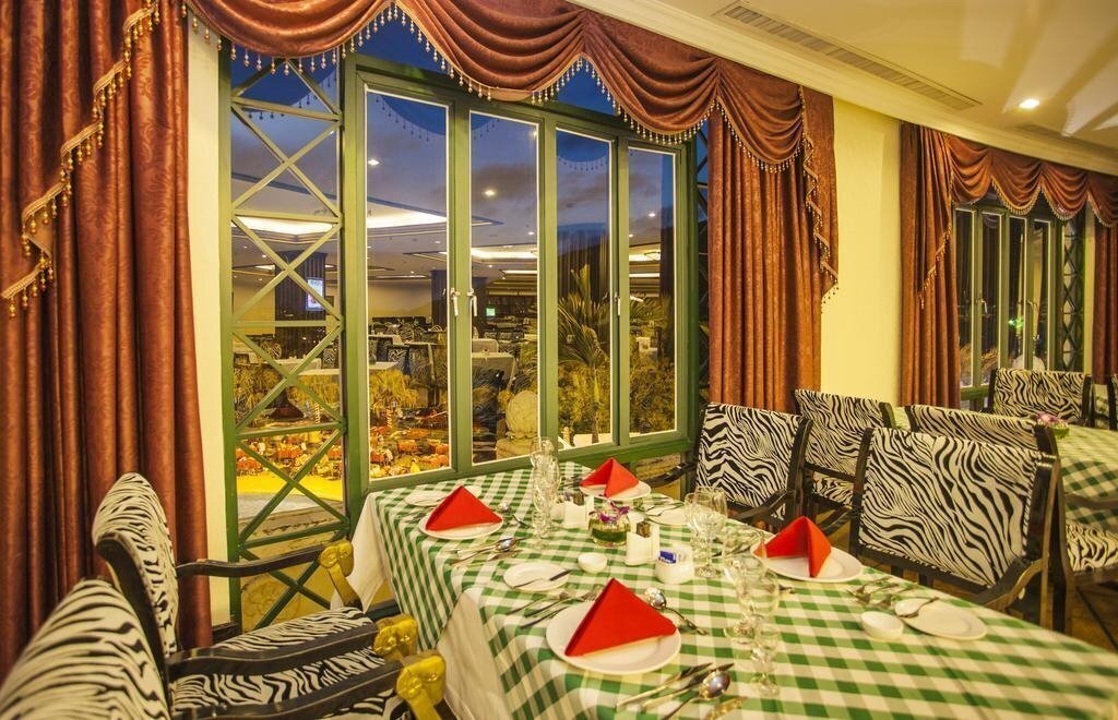Imaginea Universal Resort 5*