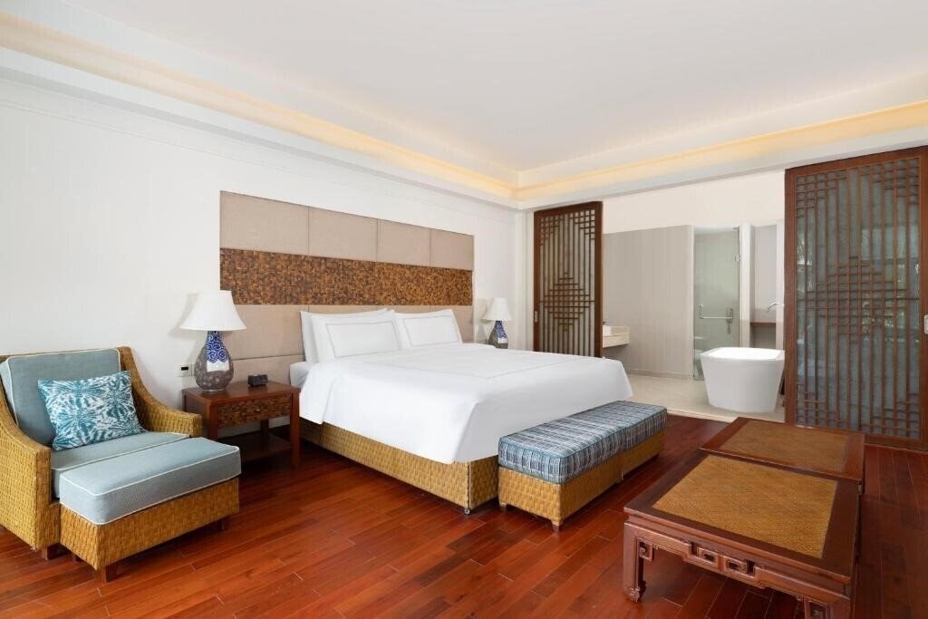 Fotografii Swissotel Sanya Yalong Bay (ex. Huayu Resort & Spa Yalong Bay) 5*