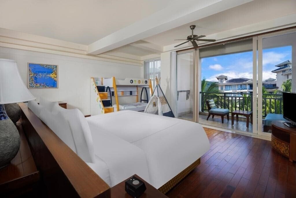 Imaginea Swissotel Sanya Yalong Bay (ex. Huayu Resort & Spa Yalong Bay) 5*