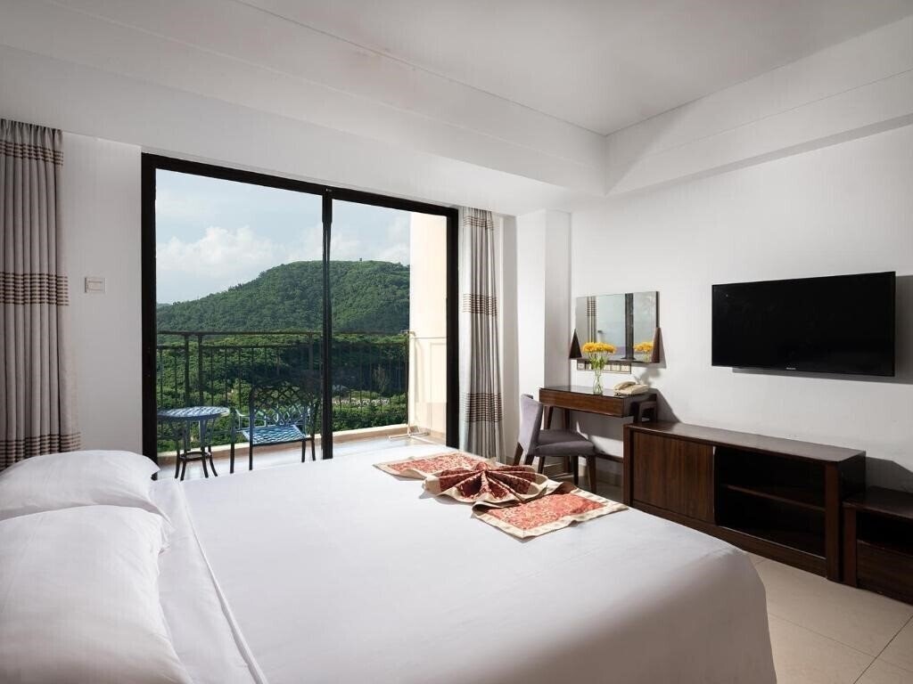 Картинка Barry Boutique 5*