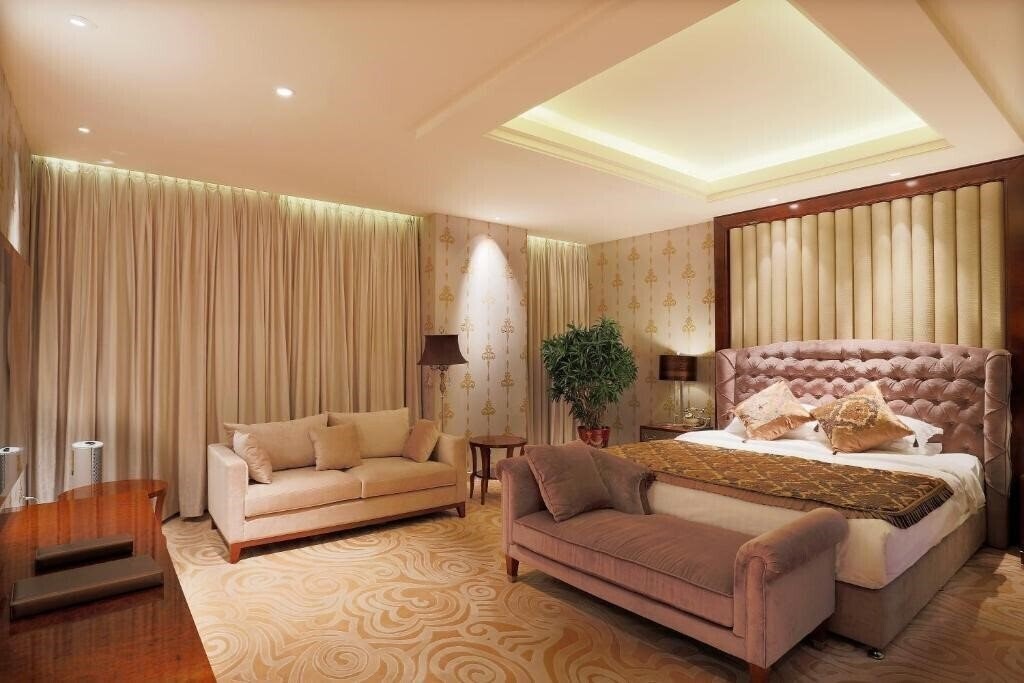 Imaginea Ritan Hotel 5*