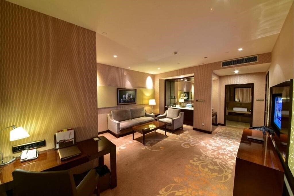Imaginea Ritan Hotel 5*