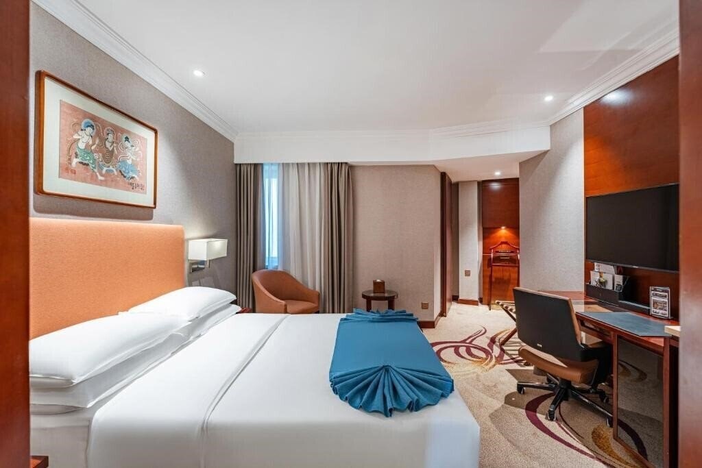 Fotografii Feitian 4*