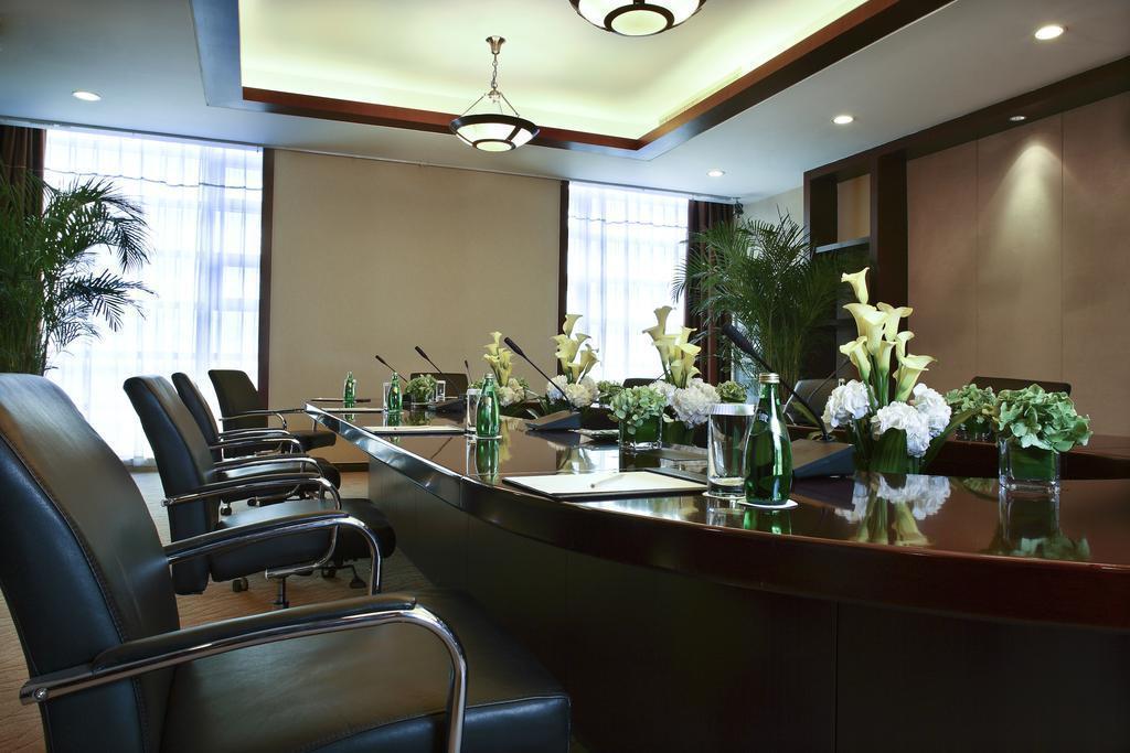 Картинка Grand Gongda Jianguo 4*