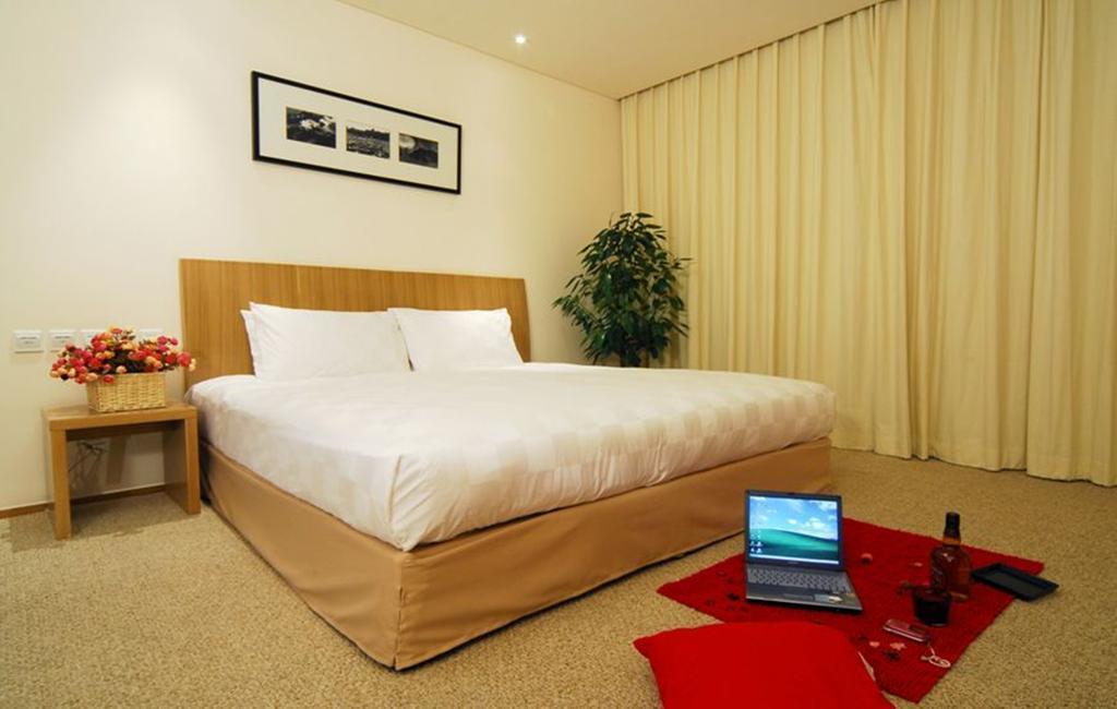 Imaginea Traveler Inn Huaqiao Beijing 3*