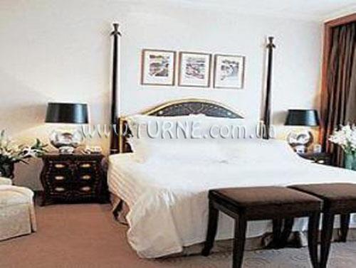 Отель Zhaolong 5*