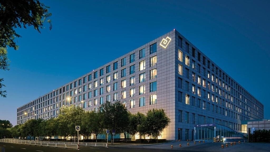 Imaginea Cordis Beijing Capital Airport (ex. Langham Place) 5*