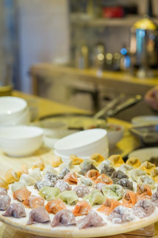 Imaginea Beijing Marriott Hotel Northeast 5*