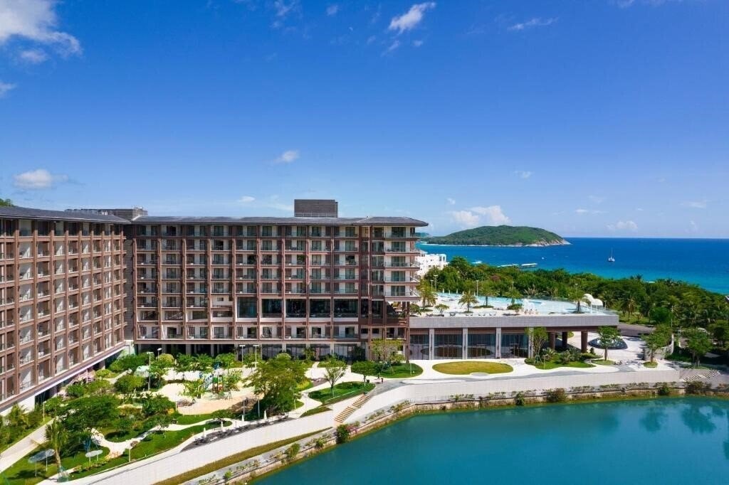 Imaginea Hualuxe Sanya Yalong Bay Resort 5*