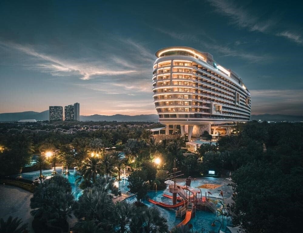 Hotel Crowne Plaza Haitang Bay 5*
