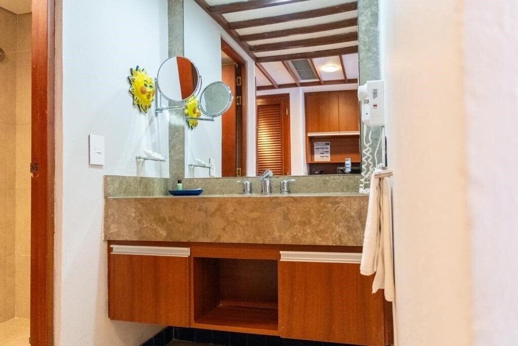 Imaginea Zuana Beach Resort 4*