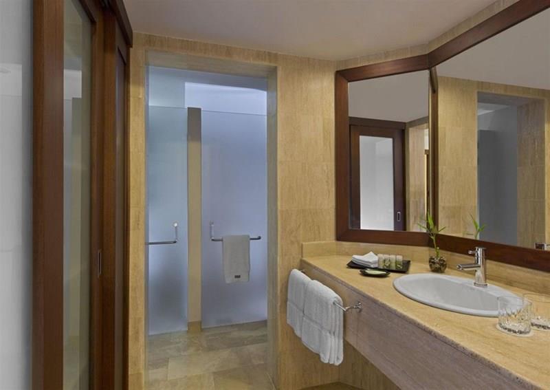 Imaginea The Westin Playa Conchal 5*