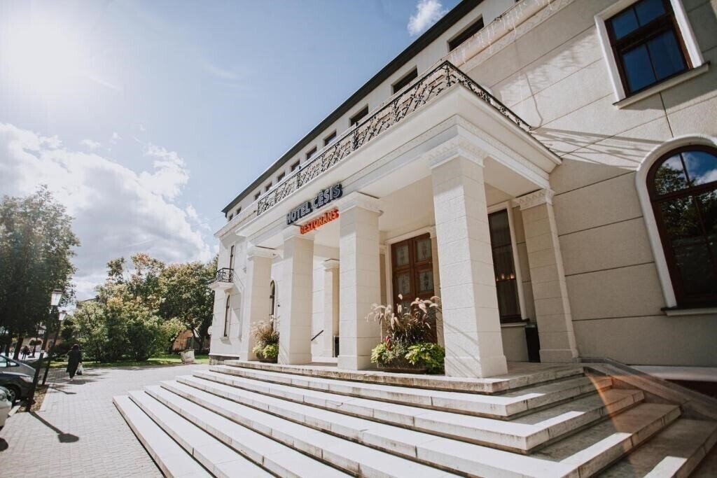 Hotel Kolonna Cesis 3*