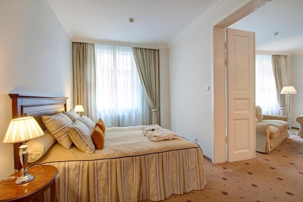 Imaginea Radi Un Draugi 4*