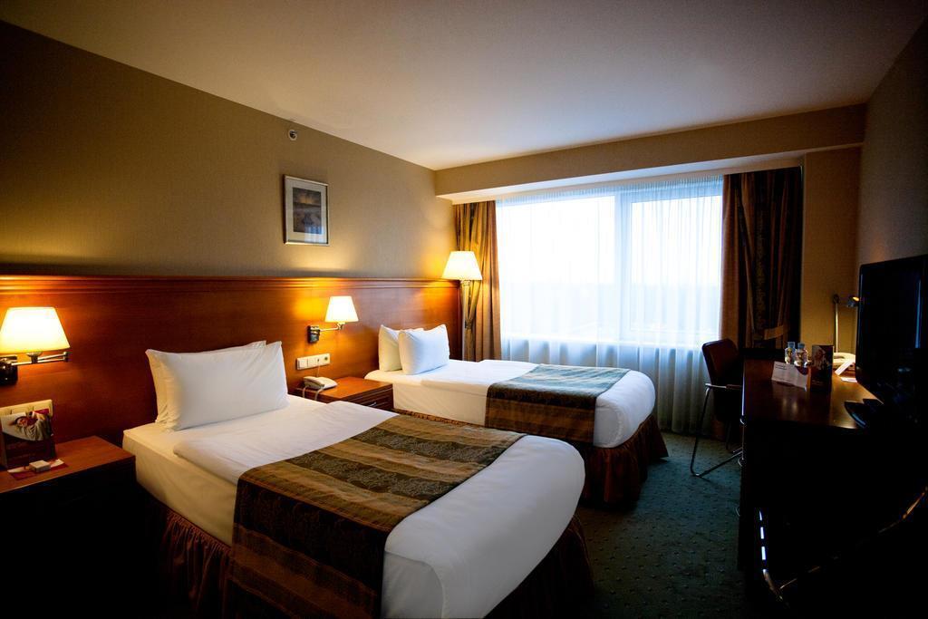Imaginea Crowne Plaza Vilnius 4*