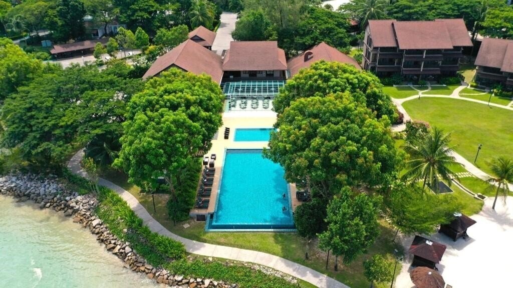 Hotel Ombak Villa By Langkawi Lagoon Resort 4*