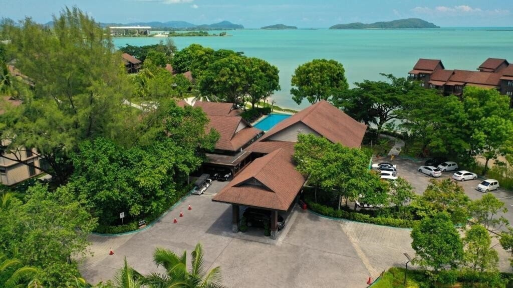 Imaginea Ombak Villa By Langkawi Lagoon Resort 4*