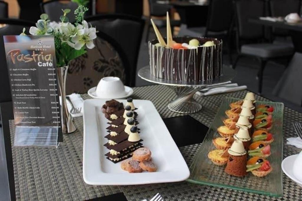 Imaginea Horizon Hotel 4*