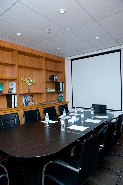 Imaginea Hotel Sixty3 3*