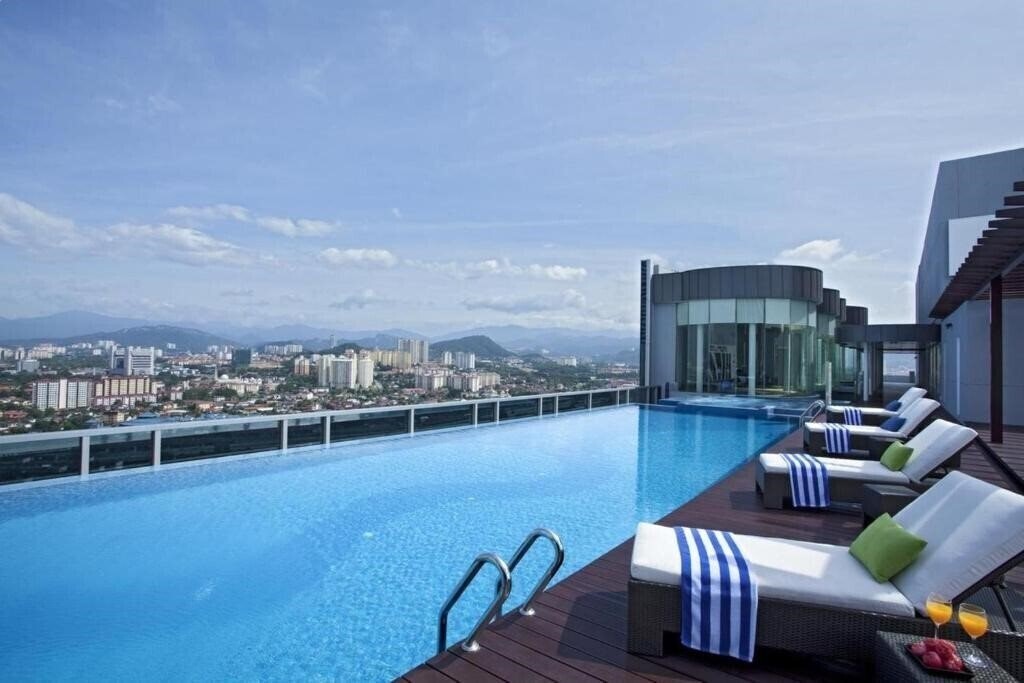 Отель Somerset Kuala Lumpur 4*