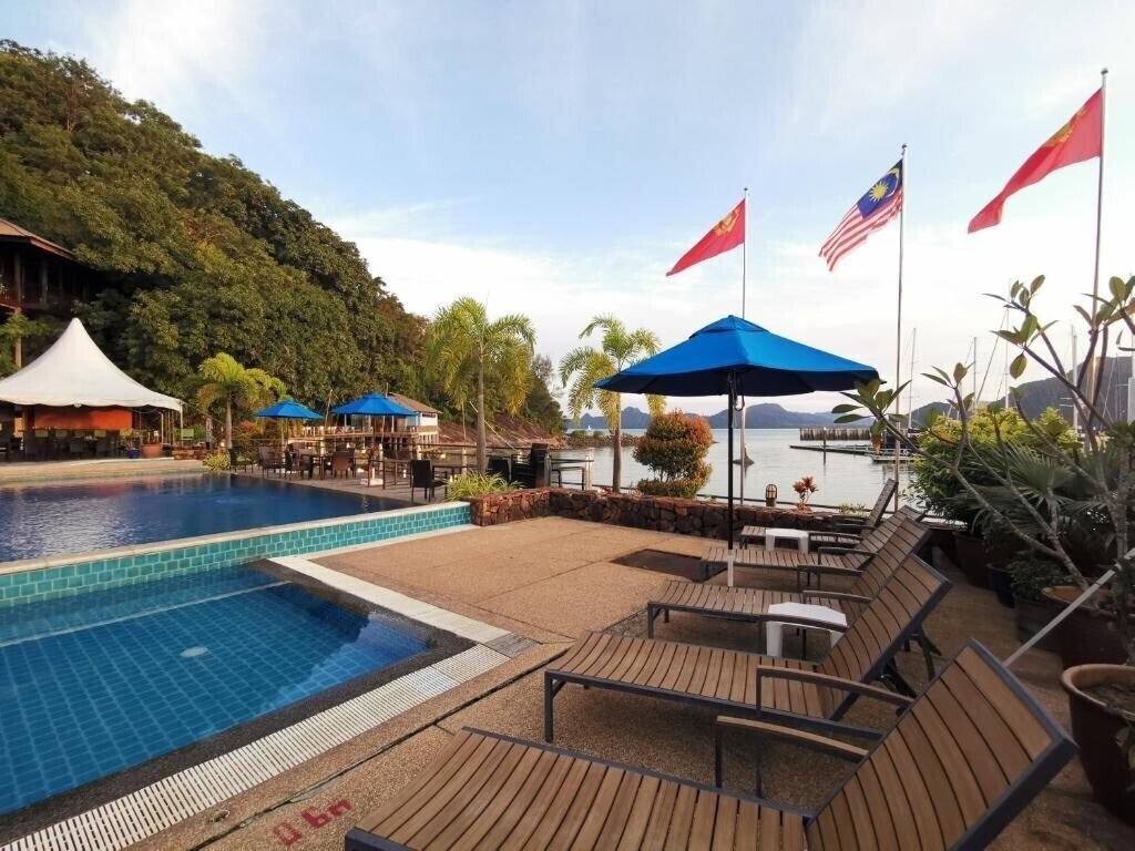 Fotografii Ramada By Wyndham Langkawi Marina 4*