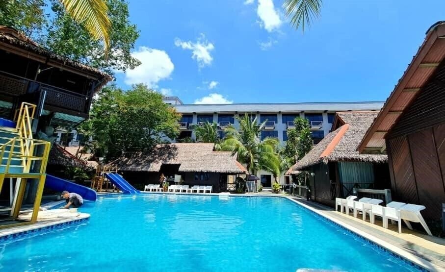 Imaginea Malibest Resort Langkawi 2*