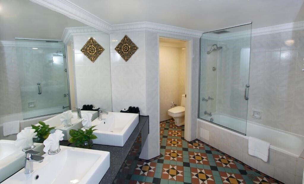 Fotografie Holiday Villa Beach Resort & SPA 4*