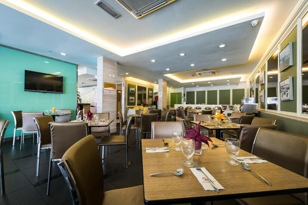 Imaginea Hotel Sentral Georgetown 3*