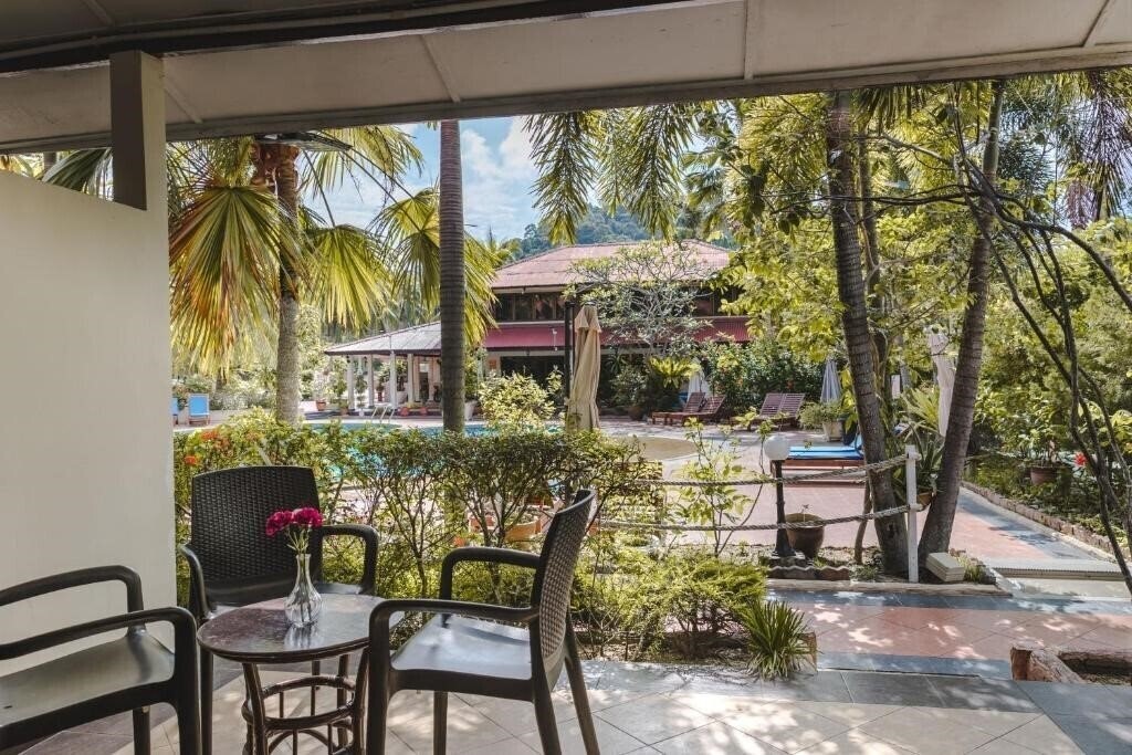 Hotel Pangkor Sandy Beach Resort 3*