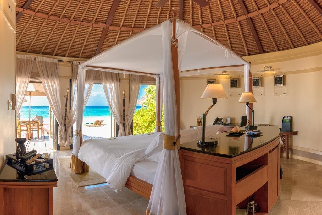 Imaginea Banyan Tree Madivaru 5*