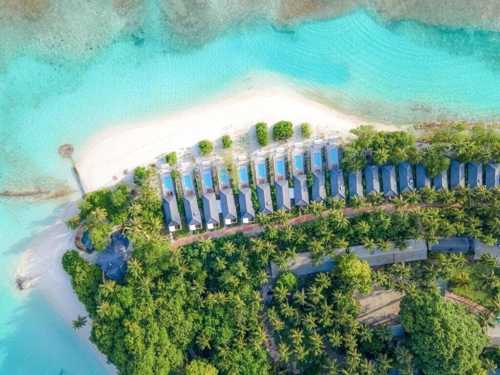 Отель Royal Island Resort & SPA 5*