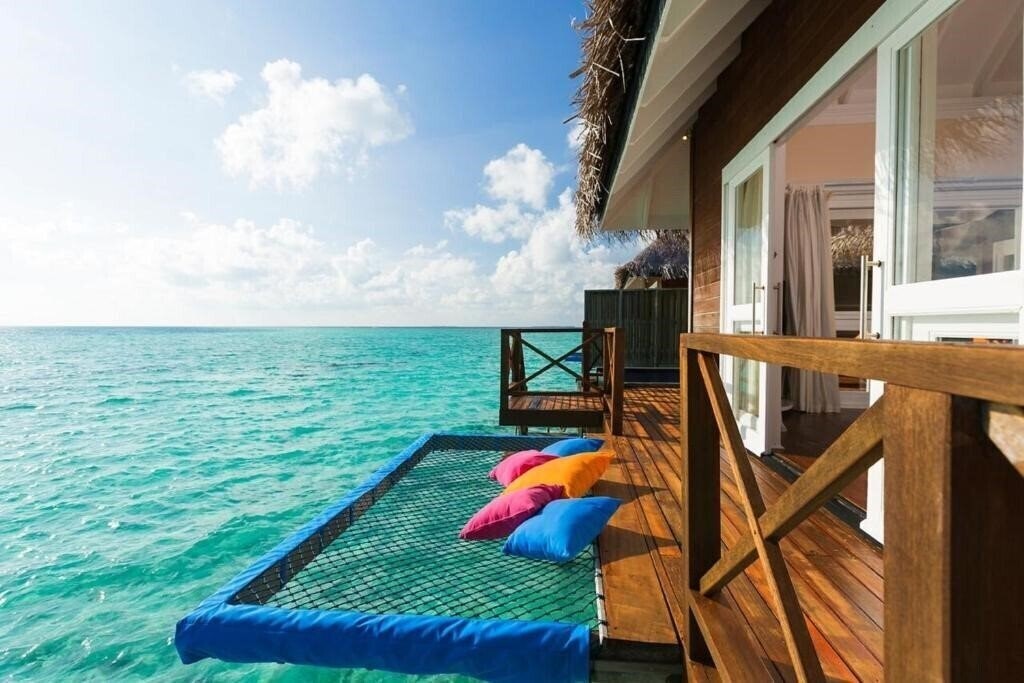 Hotel Sun Aqua Vilu Reef Beach & Spa 5*