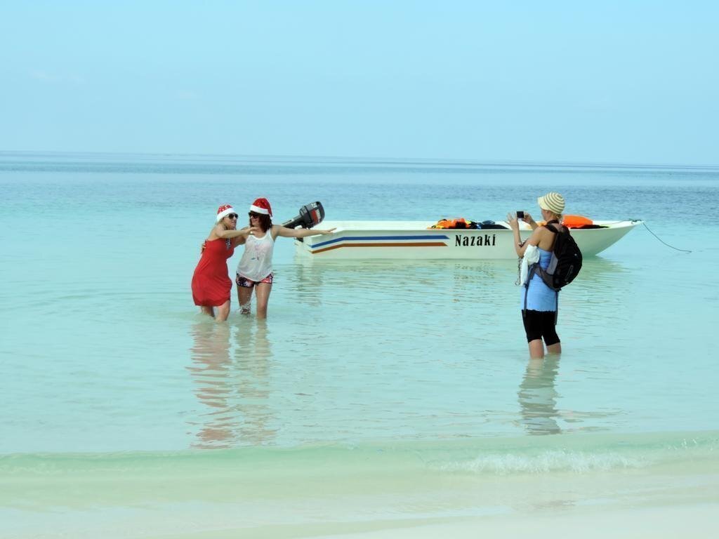 Imaginea Nazaki Residences Beach Hotel 4*