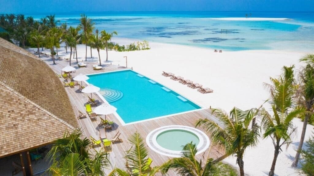 Отель Innahura Maldives Resort 3*
